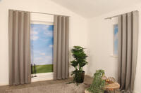 Spark beige gevoerd is een prachtige glanzende inbetween met een voering in een bijpassende kleur