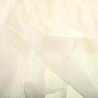 Kamerhoge inbetween Pure is van 100% gerecycled polyester. Soepele kwaliteit met subtiel patroon.