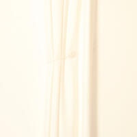 Naturelkleurige magneetembrasse met een rond bamboe embleem