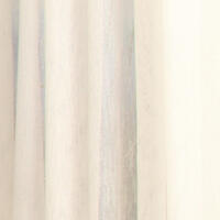 Inbetween Strade is een soepelvallende, transparant geweven stof met een fijne mesh net structuur. Perfecte kwaliteit.