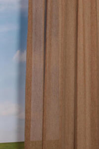 Aubel is een kamerhoge lichte vitragestof, met een verfijnde weving en een combinatie van okertinten en natuurlijke kleuren