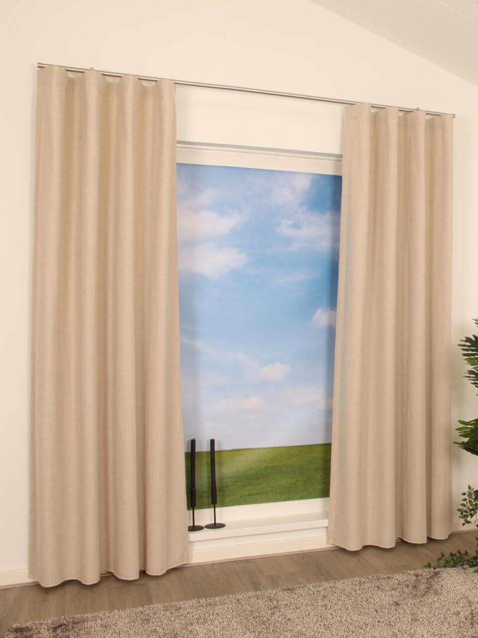 Inbetween Retwist is kamerhoge stof met een linnenlook in twee kleuren garens en in verschillende garendiktes