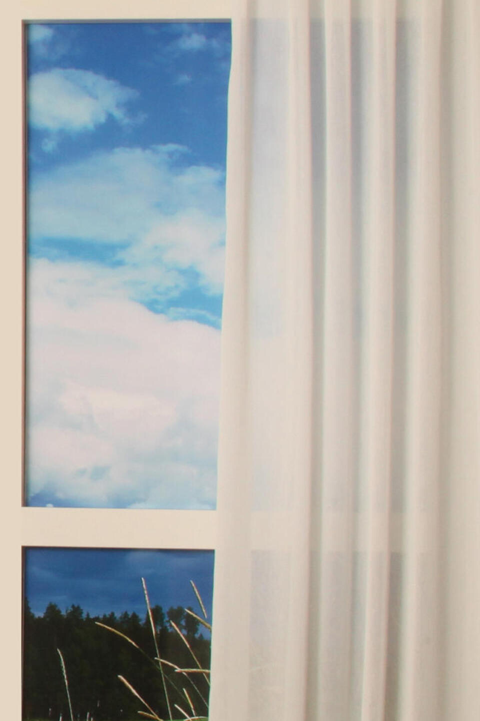 Deze soepelvallende en fijn geweven inbetween heeft een subtiele linnenlook