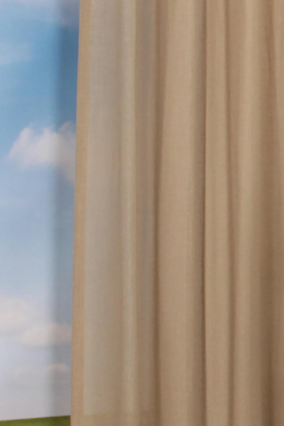 Inbetween Retwist is kamerhoge stof met een linnenlook in twee kleuren garens en in verschillende garendiktes