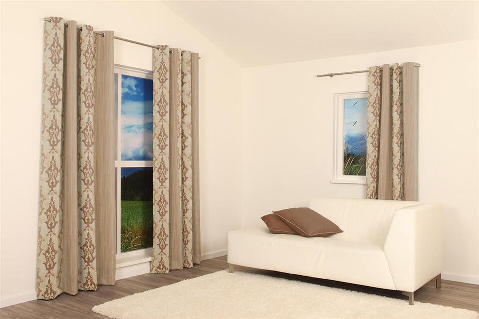 Supervoordelig overgordijn. Met barokpatroon en lengtestreep.