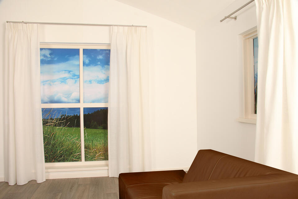 Een nonchalante, dichtere inbetween met een natuurlijke uitstraling door de grovere weving en de toevoeging van linnen