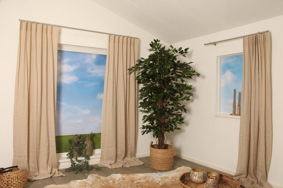 Deze mooie opengeweven kamerhoge inbetween gemaatk van 100% hennep, heeft een prachtige, luxueuze uitstraling