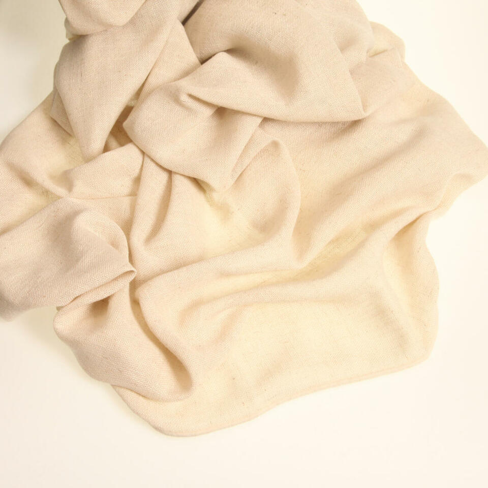 Sterre is een kamerhoge Inbetween dat door zijn linnen spikkel gekenmerkt wordt